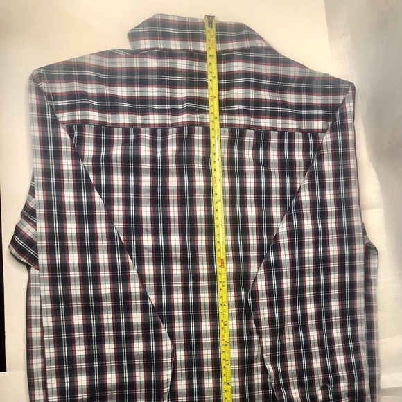 Tommy Hilfiger Boys Size 16 Long Sleeve Dress Shirt with Bow Tie - Picture 4 of 7